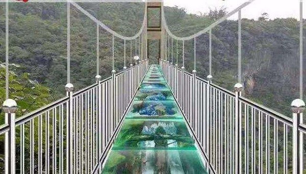 景区玻璃吊桥建设费用大概要多少钱